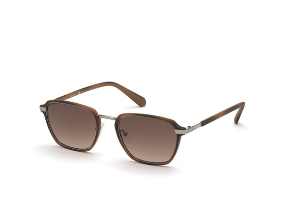 Occhiali da sole modello GU00030 - scontati del 30%