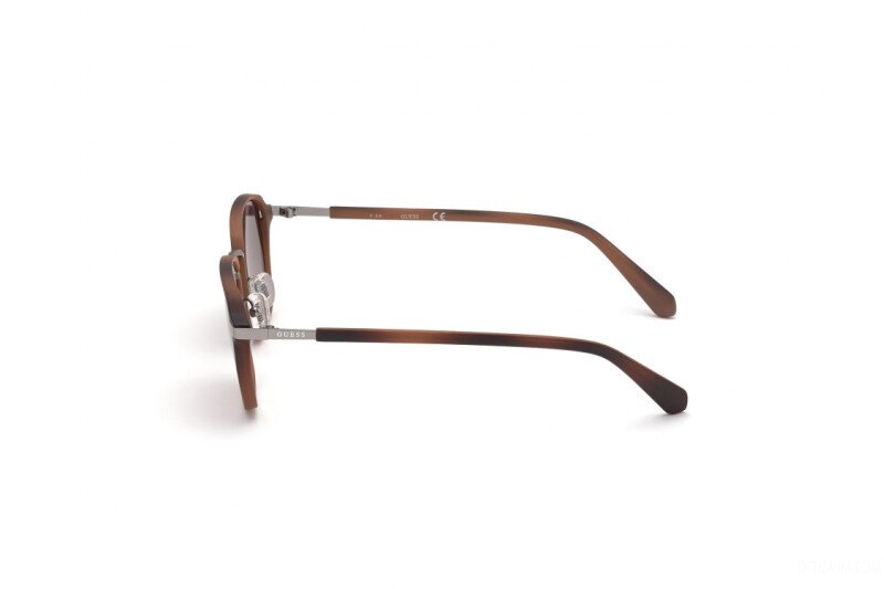 Occhiali da sole modello GU00030 - scontati del 30%