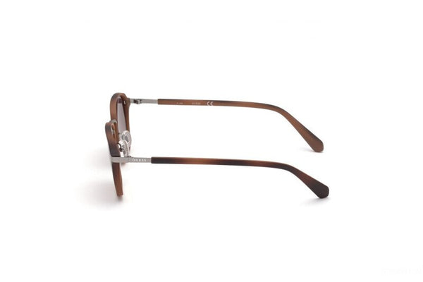 Occhiali da sole modello GU00030 - scontati del 30%